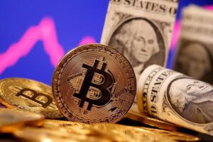 Bitcoin subió 10% y supera los US$ 42.000