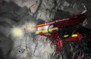 Crean equipo robótico capaz cargar explosivos mineros en Chile