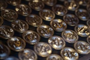 BlackRock ofrece a clientes institucionales primer producto de inversión en bitcoin