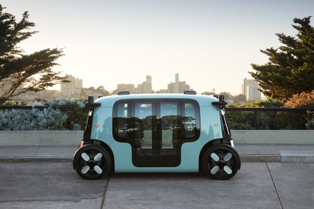 Amazon inicia pruebas de taxis autónomos en calles de California