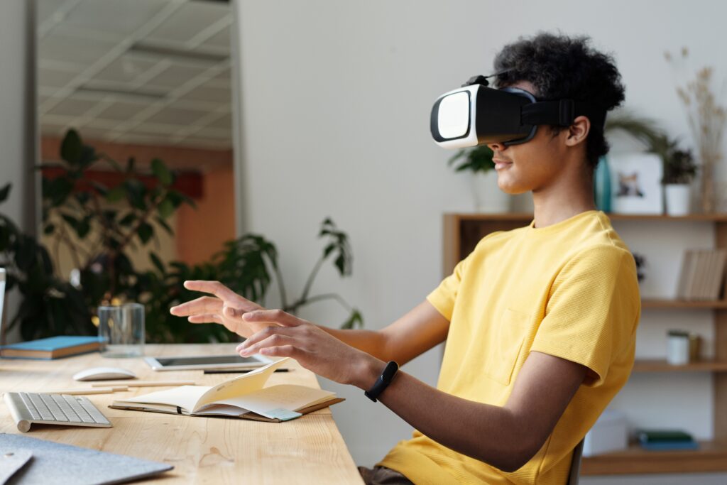 Bloomberg asegura que Apple retrasa la presentación de sus visores de realidad mixta