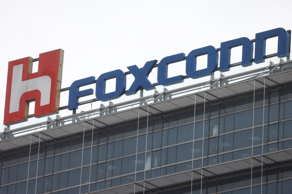 IPhone a México: Gobernador de Nuevo León se reúne con Foxconn para atraer inversionistas
